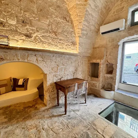 White Ostuni-2